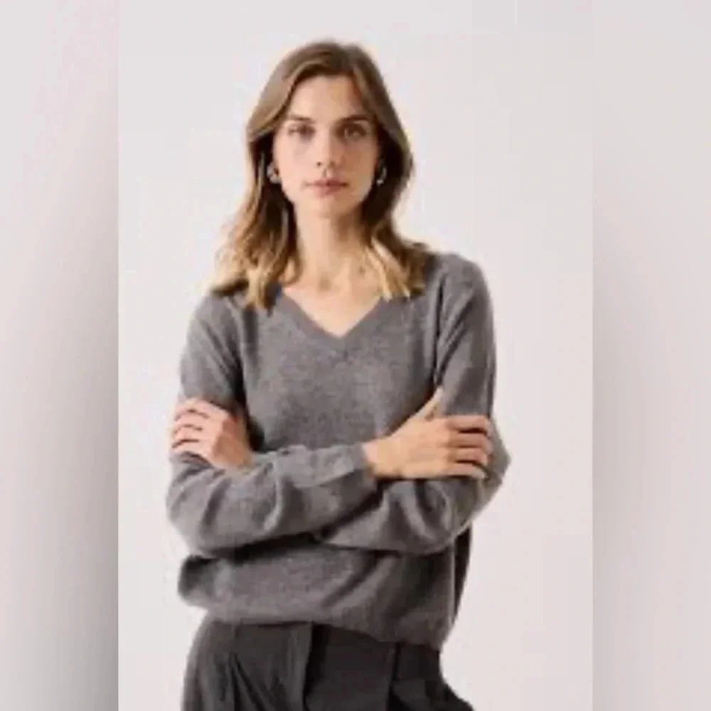 TALBOTS Vintage Metallic Gray Knit Stretch V-Neck Long Sleeve Top Women's Lg EUC